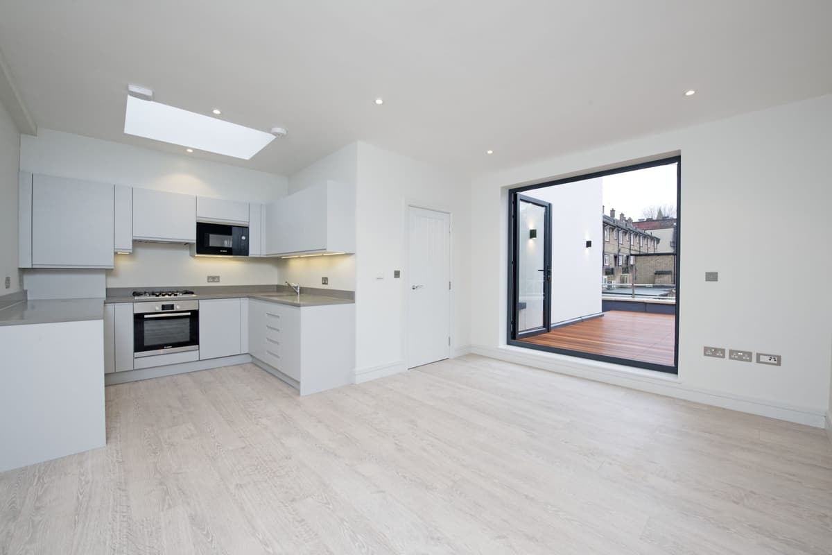 Battersea Rise — image 4